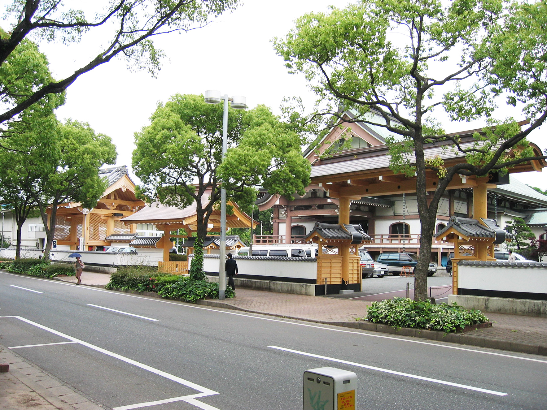 日蓮聖人銅像護持協会